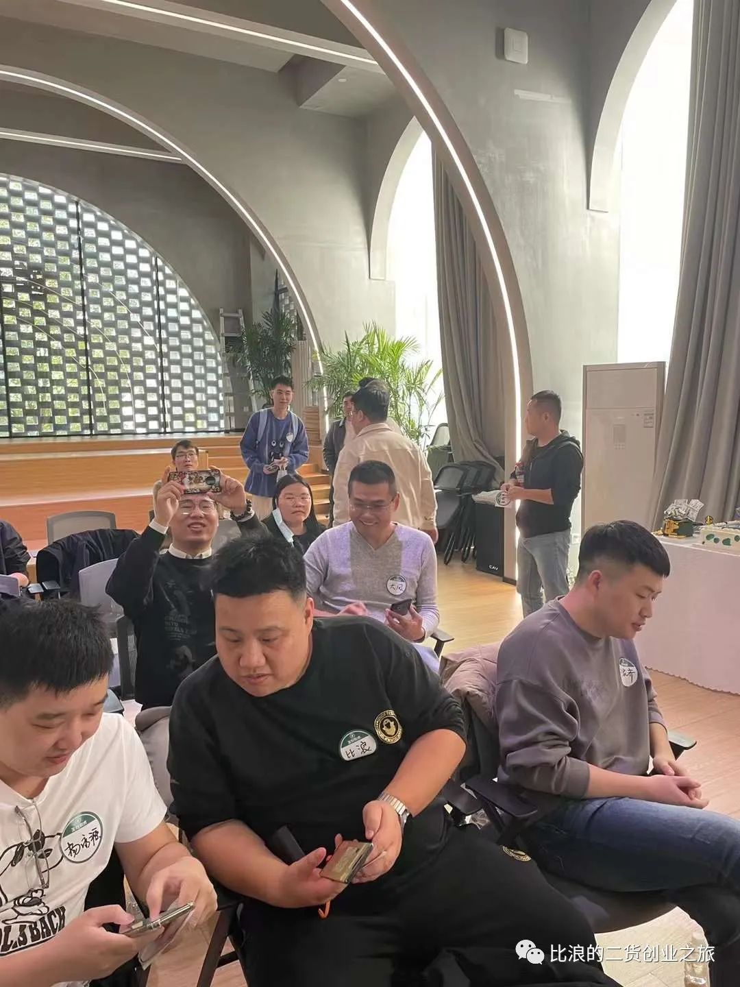 广州特种兵一天3小聚后前往深圳